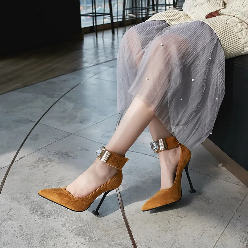 Bigsizeheels Metal trimmed pointy heels- Yellow