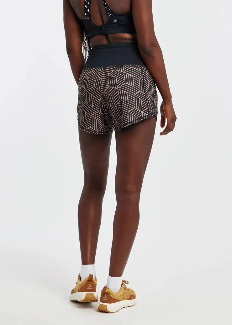 Oiselle | High Rise Roga Shorts | Women's | Geo Arrow